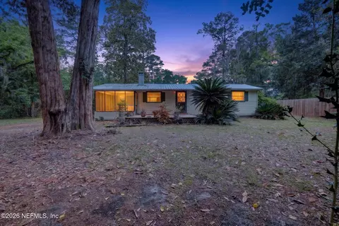 2205 Thorp Rd, Green Cove Springs, FL 32043