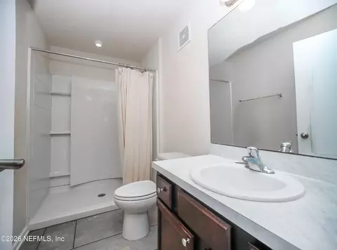 Bath - 117 Golden Lake Loop, Saint Augustine, FL 32084 photo 1 of 2