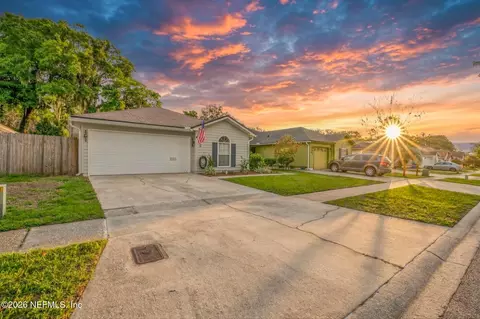 925 Majestic Cypress Dr N, Jacksonville, FL 32233