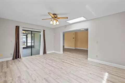 Living - 503 Sevilla Dr, St. Augustine Shores, FL 32086 photo 9 of 11