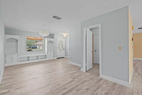 Living - 503 Sevilla Dr, St. Augustine Shores, FL 32086 photo 2 of 11