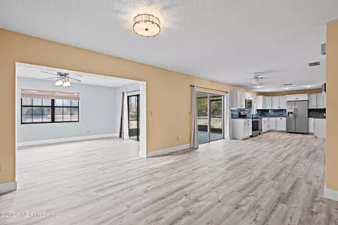 Living - 503 Sevilla Dr, St. Augustine Shores, FL 32086 photo 6 of 11