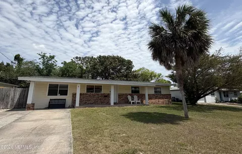 11 Millie Dr, Jacksonville Beach, FL 32250