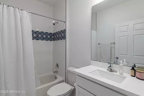 Bath - 383 Windswept Way, Saint Augustine, FL 32092 photo 4 of 4
