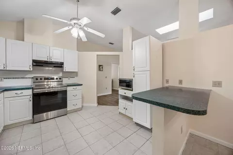 Kitchen - 97236 Pirates Way, Yulee, FL 32097 photo 1 of 3