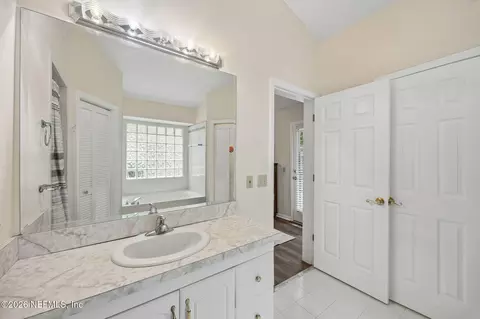 Bath - 97236 Pirates Way, Yulee, FL 32097 photo 2 of 4