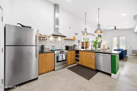Kitchen - 580 White St, Saint Augustine, FL 32084 photo 1 of 5