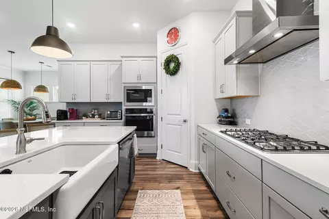 Kitchen - 637 Navigators Rd, Saint Johns, FL 32259 photo 5 of 5