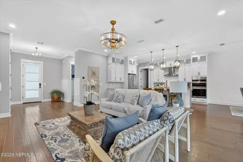 48 Matthews Ln, Ponte Vedra Beach, FL 32082