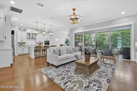 48 Matthews Ln, Ponte Vedra Beach, FL 32082