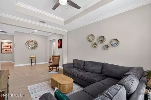 Entry Way - 612 Glorieta Dr, Saint Augustine, FL 32095 photo 3 of 3