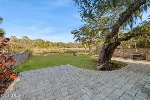 Exterior - 27 Oak St, Saint Augustine, FL 32084 photo 8 of 11