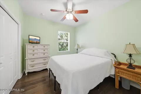 Bedroom - 27 Oak St, Saint Augustine, FL 32084 photo 1 of 7