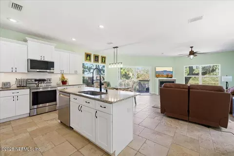 Kitchen - 27 Oak St, Saint Augustine, FL 32084 photo 2 of 2