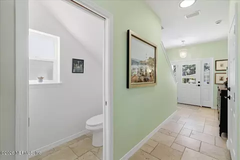 Entry Way - 27 Oak St, Saint Augustine, FL 32084 photo 2 of 6