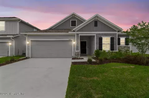 3240 Crocus Ln, Green Cove Springs, FL 32043