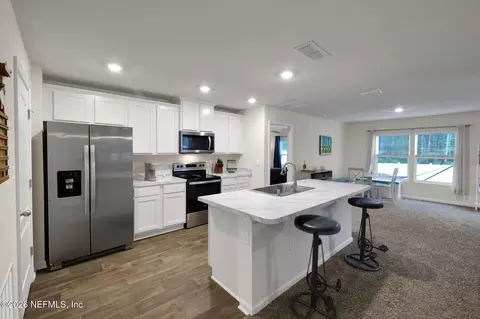 Kitchen - 138 Falcon Ridge Rd, Saint Augustine, FL 32084 photo 4 of 6