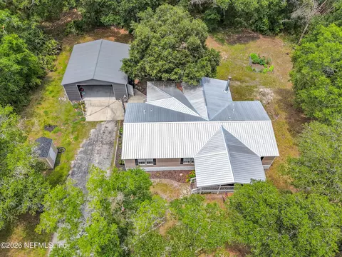 5050 Irving St, Hastings, FL 32145