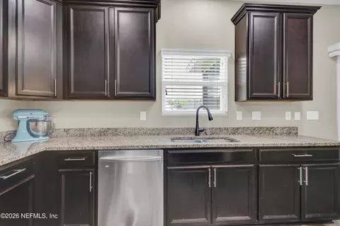 Kitchen - 4055 Blackbird Ln, Middleburg, FL 32068 photo 3 of 3