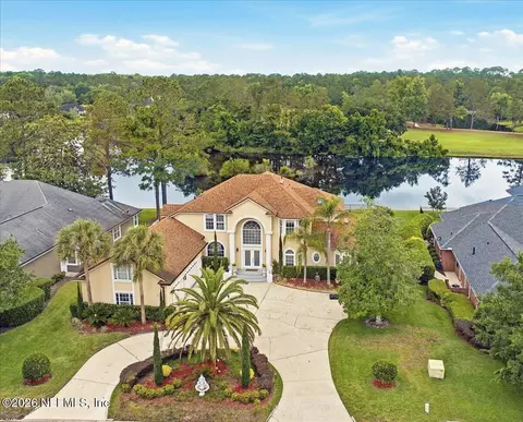 8219 Chester Lake Rd N, Jacksonville, FL 32256