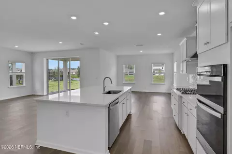 Kitchen - 565 Farmfield Dr, Saint Augustine, FL 32092 photo 1 of 2