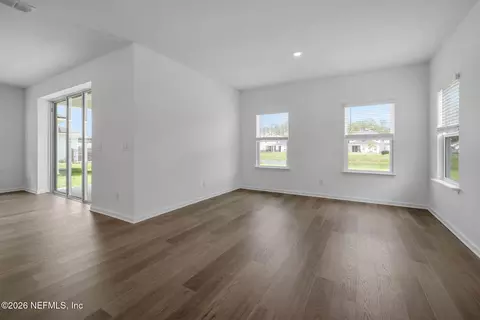 Living - 565 Farmfield Dr, Saint Augustine, FL 32092 photo 2 of 8