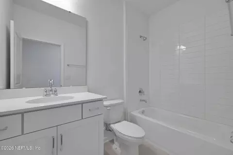 Bath - 798 Farmfield Dr, Saint Augustine, FL 32092 photo 5 of 5