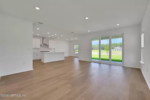 Living - 798 Farmfield Dr, Saint Augustine, FL 32092 photo 1 of 3