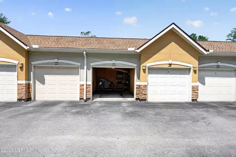 8539 Gate Pkwy W #9439, Jacksonville, FL 32216