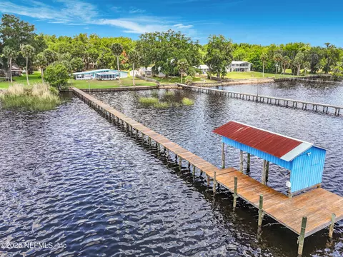 126 Pique Rd, Crescent City, FL 32112
