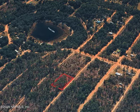 228 Salem Trl, Interlachen, FL 32148