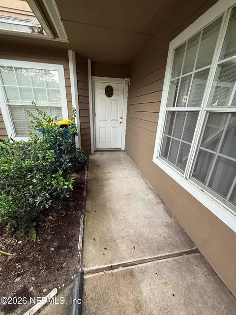 11870 Ashbrook Cir N, Jacksonville, FL 32225
