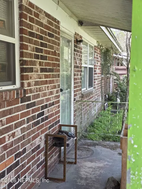 4706 Silver Ridge Dr, Jacksonville, FL 32207