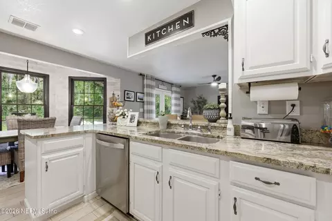 Kitchen - 4475 N Francis Rd, Saint Augustine, FL 32095 photo 4 of 5