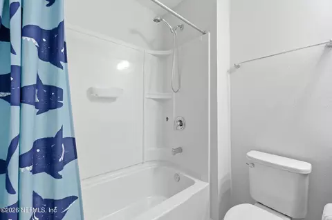 Bath - 255 Willow Lake Dr, Saint Augustine, FL 32092 photo 3 of 3