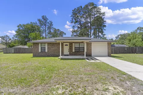 714 Short Putt Dr, Macclenny, FL 32063