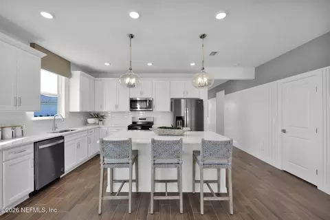 Kitchen - 236 Westerly Dr, Yulee, FL 32097 photo 3 of 7