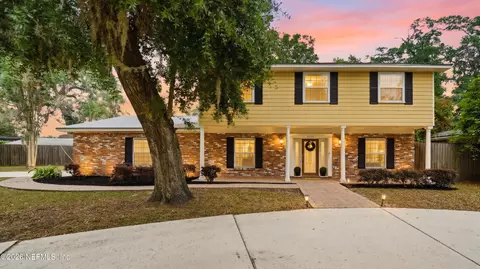 6171 Riviera Ln, Jacksonville, FL 32216