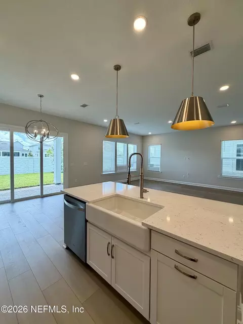 Kitchen - 121 Bedford Ter, Saint Augustine, FL 32092 photo 2 of 2