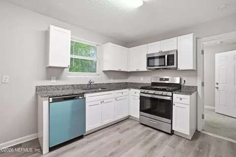 Kitchen - 5203 Chivalry Dr, Jacksonville, FL 32208 photo 1 of 2