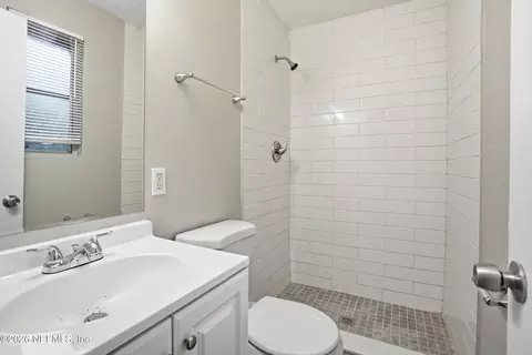 Bath - 5203 Chivalry Dr, Jacksonville, FL 32208 photo 1 of 2