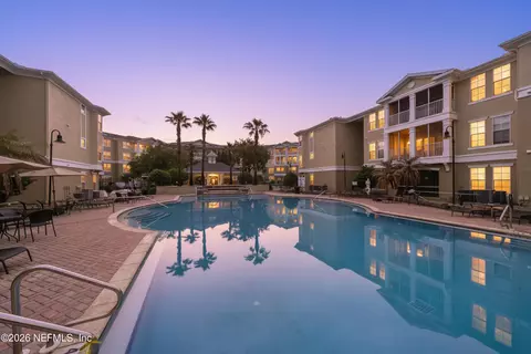 284 Carriann Cove Trl W, Jacksonville, FL 32225