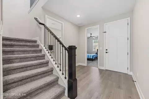 Entry Way - 512 Elm Creek Dr, Saint Augustine, FL 32092 photo 2 of 10