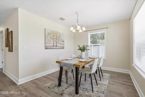 Dining - 998 Cabo Blanco Ave E, Atlantic Beach, FL 32233 photo 1 of 1