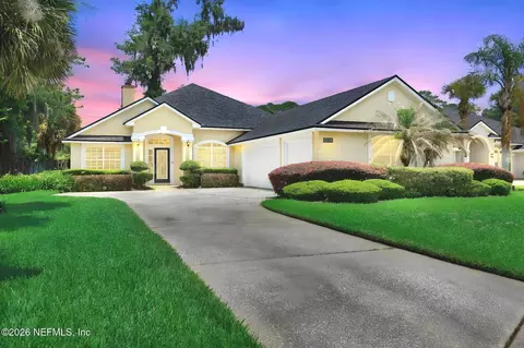 1862 Sentry Oak Ct, Fleming Island, FL 32003