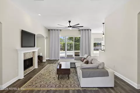 Living - 1925 Barham Ct, Saint Johns, FL 32259 photo 1 of 2