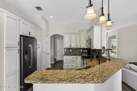 Kitchen - 1925 Barham Ct, Saint Johns, FL 32259 photo 2 of 3