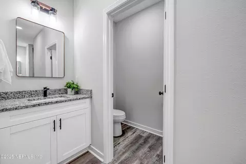 Bath - 85 Delmonte St, Baldwin, FL 32234 photo 1 of 6
