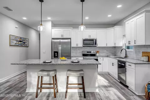 Kitchen - 85 Delmonte St, Baldwin, FL 32234 photo 3 of 5