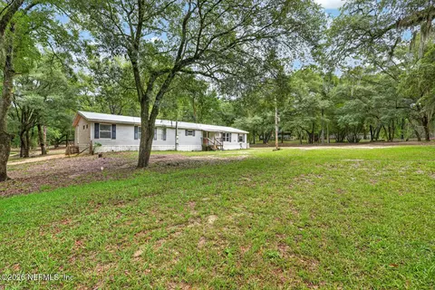 134 Windy Hills Rd, Hawthorne, FL 32640